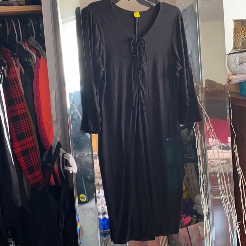 DRESS